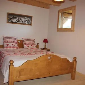 https://la-casa.hotels-rhonealpes.com